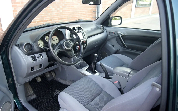 Toyota RAV4 cena 32900 przebieg: 115736, rok produkcji 2000 z Radom małe 596